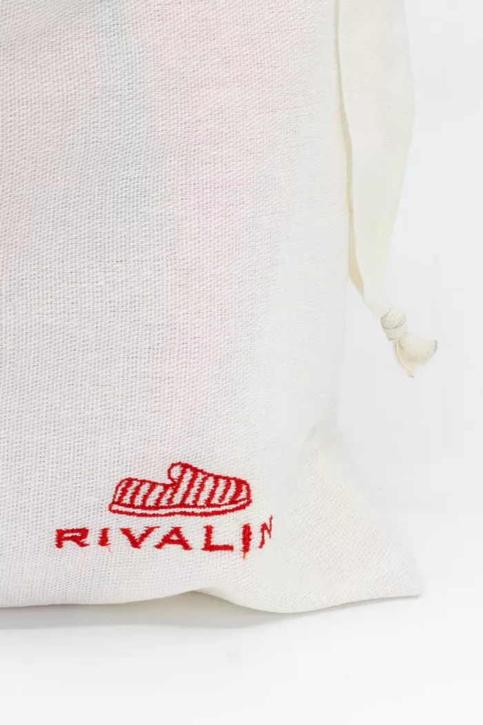 Zoom sur la couture du sac Rivalin