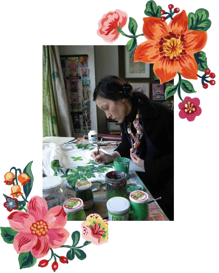 Photo de l'artiste Nathalie Lété en train de peindre