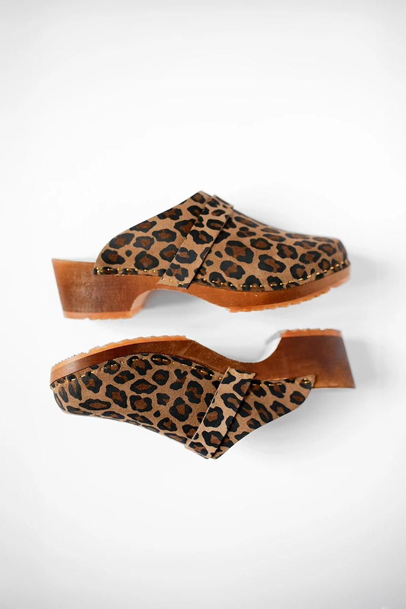 Paire de Sabots Léopard