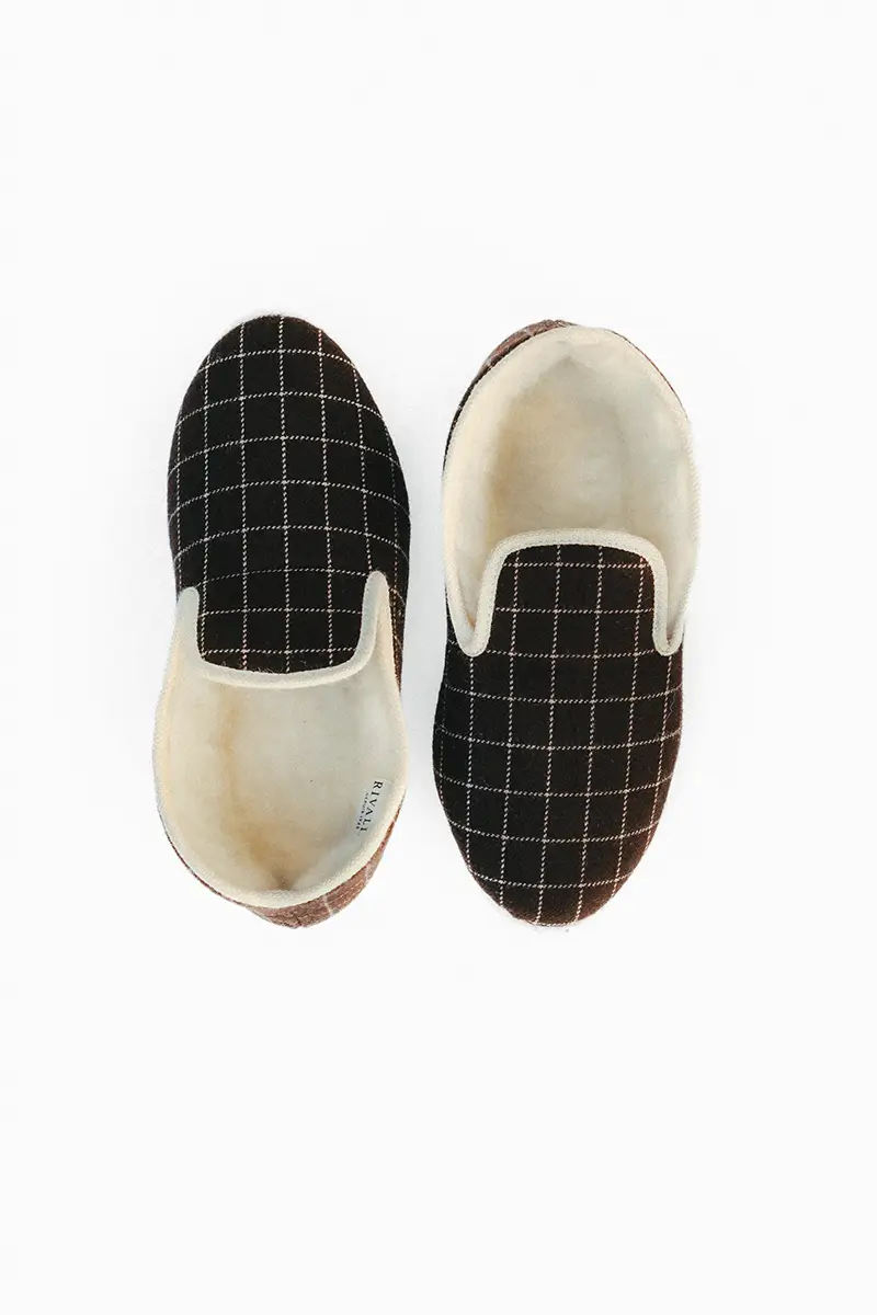 Chaussons à Carreaux Chocolat Noir