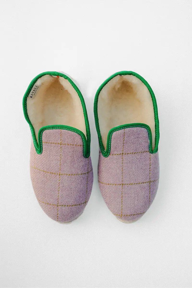 Pantoufle à carreaux lilas