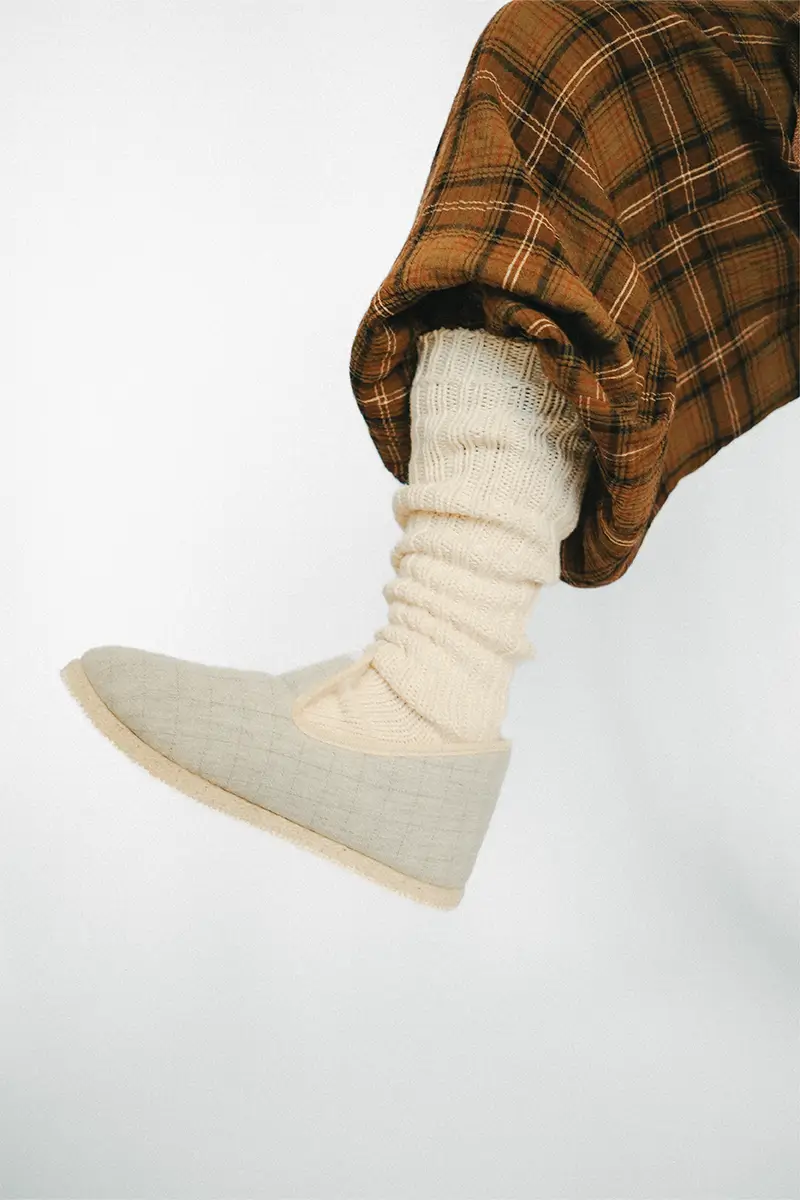 Chaussons à Carreaux Gris Cocoon