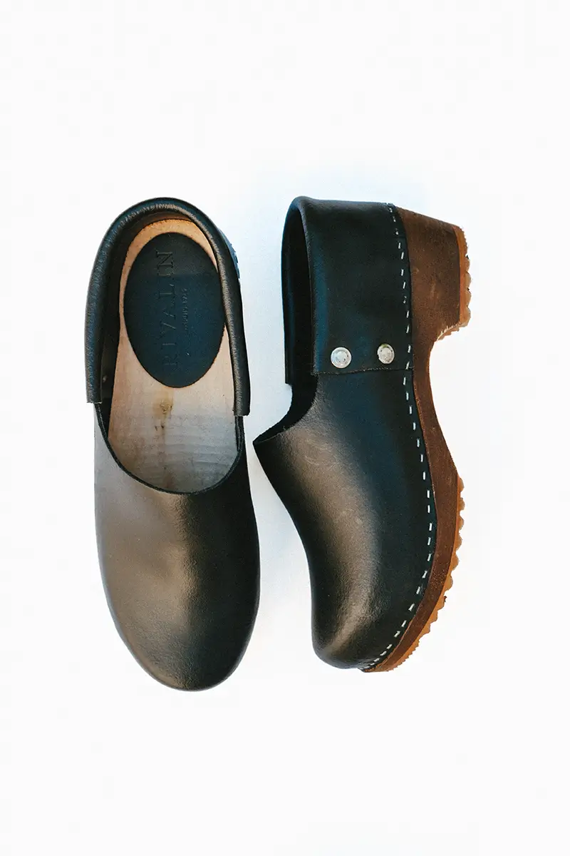 Socque Rivalin cuir noir